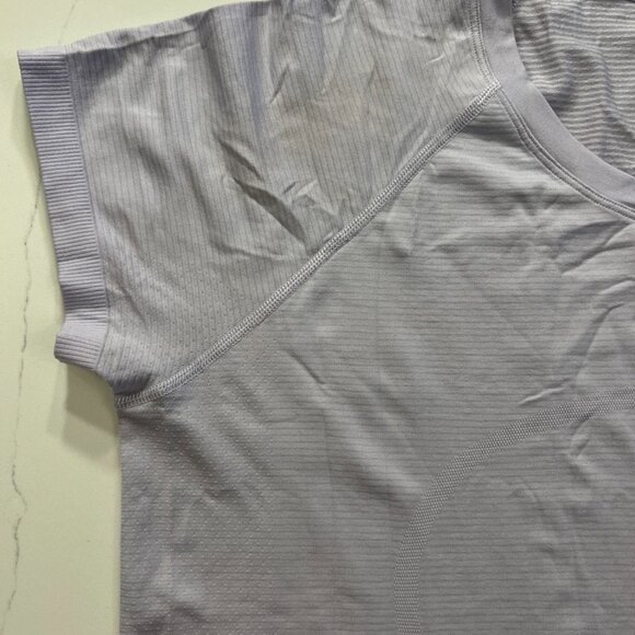 Lululemon - Swiftly Tech Short Sleeve Shirt 2.0 - Lavender Dew - Size 16 - Picture 5 of 11